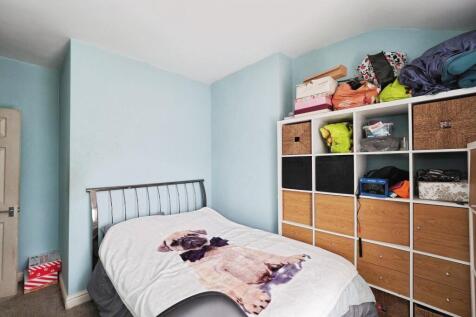 Large Double Bedroom