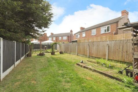 Large rear garden