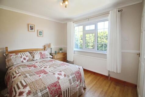 Bedroom 2,.JPG