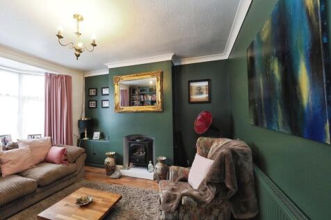 Cosy Front Reception /Lounge