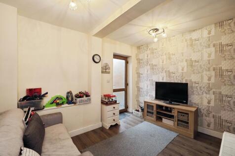 Snug/Playroom