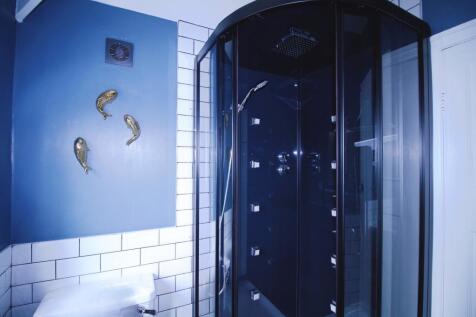 Bathroom Shower.JPG
