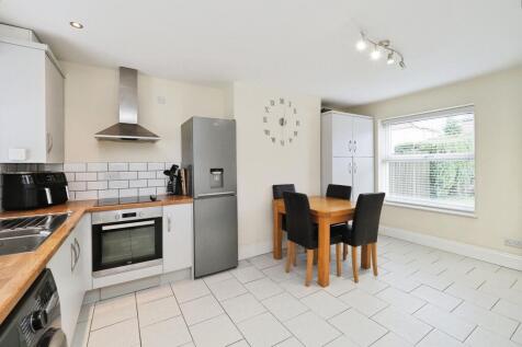 Open Plan Kitchen and Dining Space