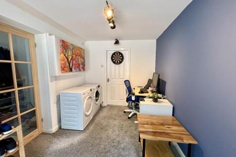 Study/playroom