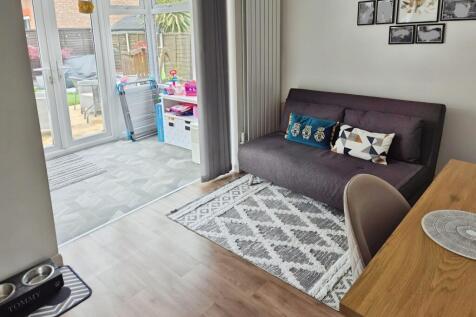 B468c84b-Dining 20Area