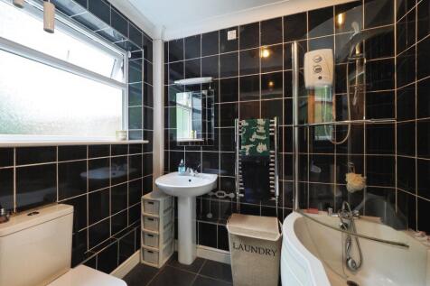 Ground Floor Bathroom