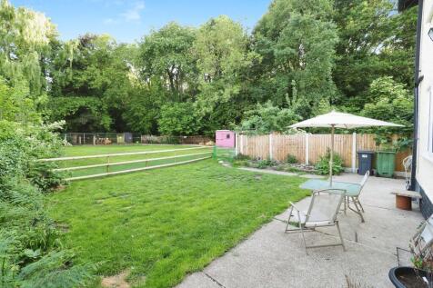 This Garden is Superb