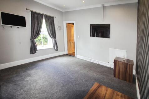 Master bedroom.JPG