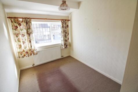 Bedroom 3.JPG