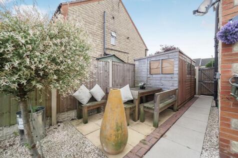Seating Space , Shed and Side Access