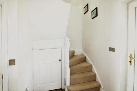 Hallway.JPG