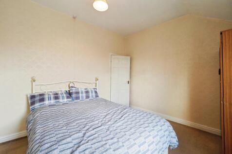 Large Double Bedroom