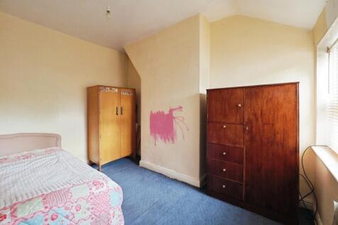 Large Double Bedroom