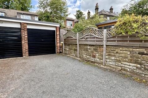 Garage/parking