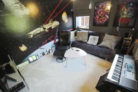 Study/6th bedroom