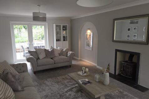 Lounge Pic 4
