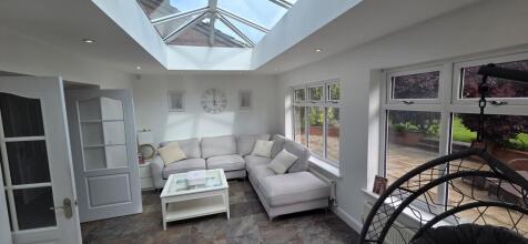 Sun Room Pic 4