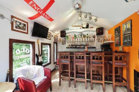 Bespoke Pub!