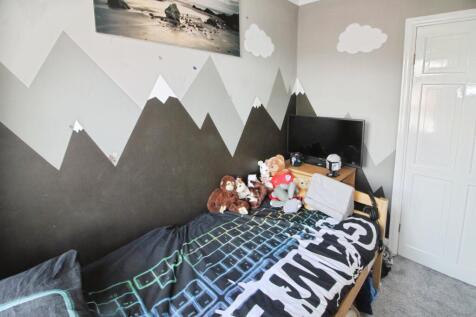 Bedroom 3.JPG