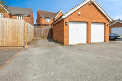 Driveway &amp; Garage