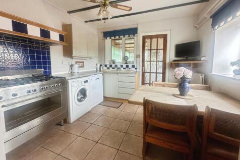 Breakfast/Kitchen