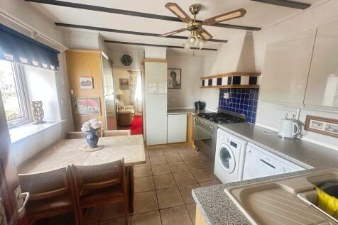 Breakfast/Kitchen