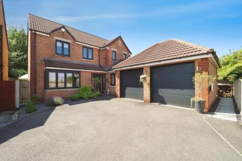 The Show Stopping Ex Show Home