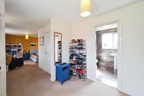 Top floor Bedroom/Dressing and En Suite