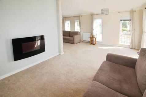 Lounge area.JPG