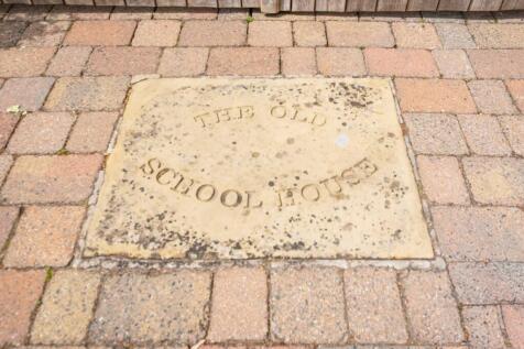 The_old_school_house-18