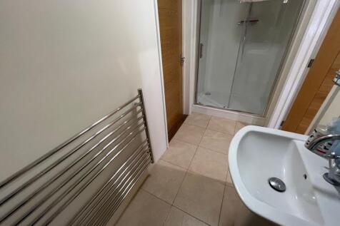 Shower Room 1