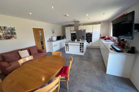 KitchenDiner1