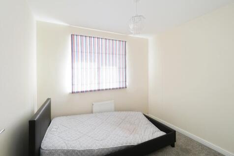 Large Double bedroom