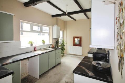 Kitchen.JPG
