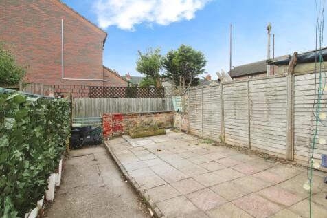 Rear garden.JPG