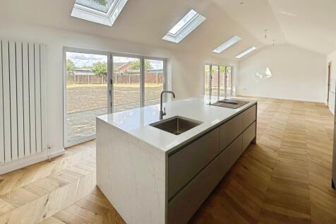 Open Plan Kitchen/Dining/Lounge
