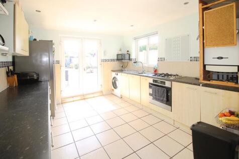 Kitchen..JPG