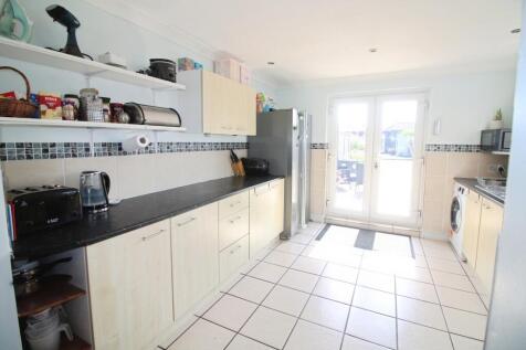 Kitchen.JPG