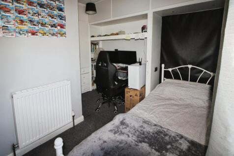 Bedroom 3.JPG