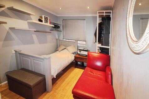 Bedroom 3.JPG