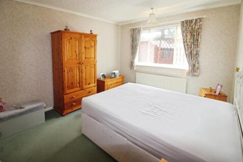 Bedroom 1..JPG