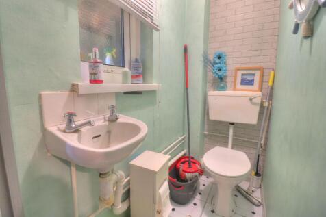 downstairs wc