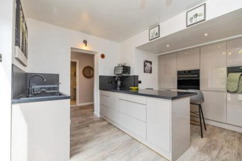 Breakfast/Kitchen