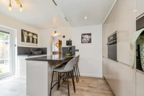 Breakfast/Kitchen