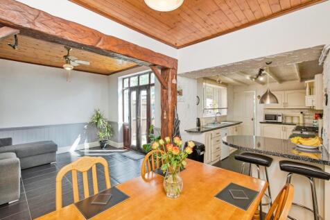 Kitchen/Dining/Seating Area