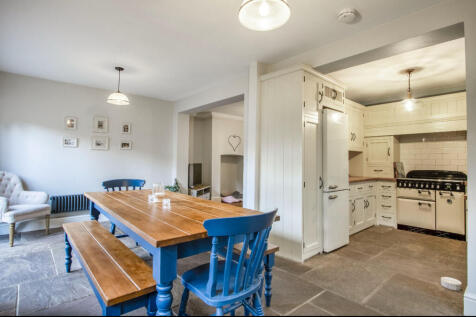 Kitchen/Dining