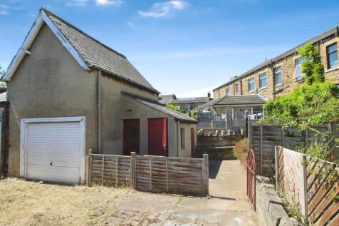 Garage and Outbuilding Storage
