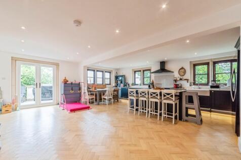 Saxon_house-35