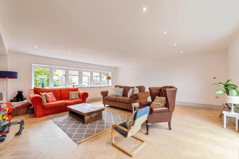Saxon_house-31