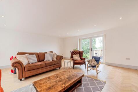 Saxon_house-32